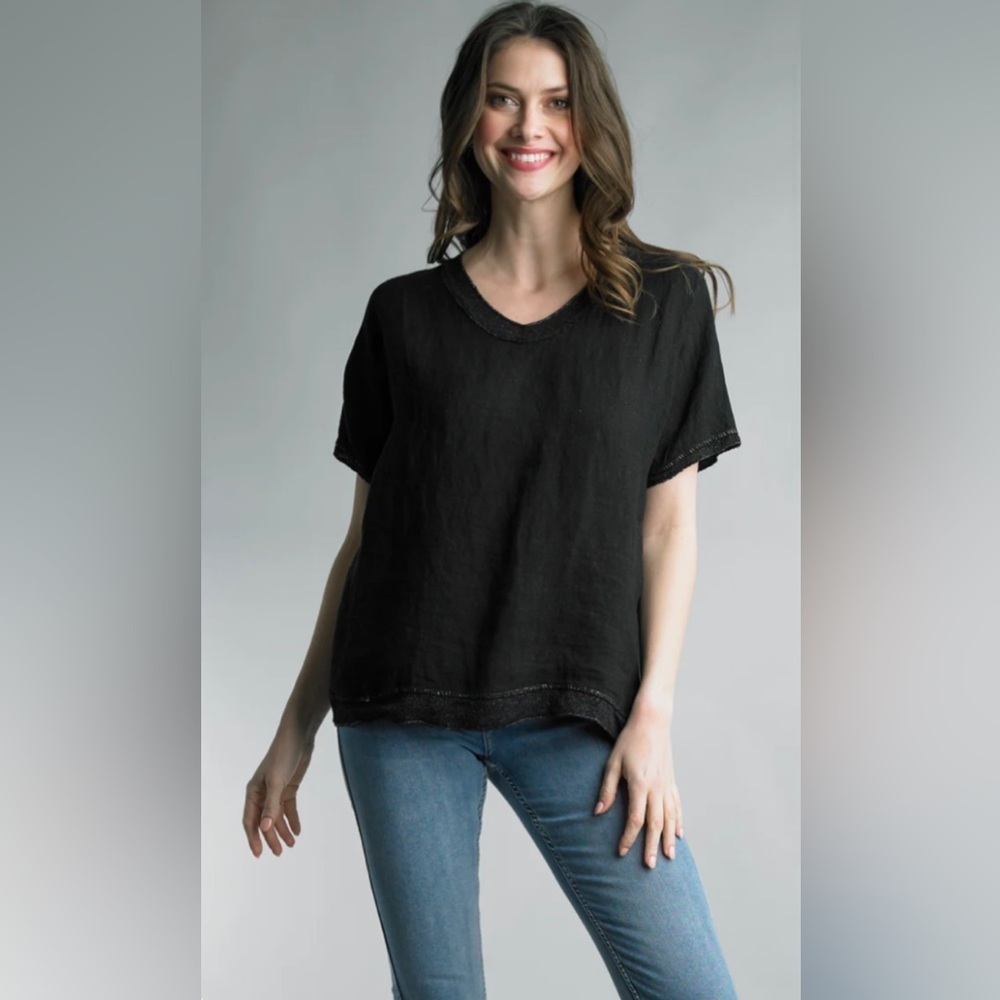 Saks Fifth Ave 100% Linen top cap sleeve blouse metallic hem made in Italy
